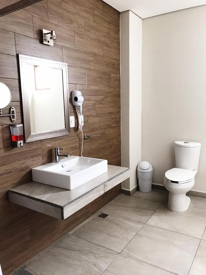 Hotel Guiva Aeropuerto Oaxaca Екстериор снимка