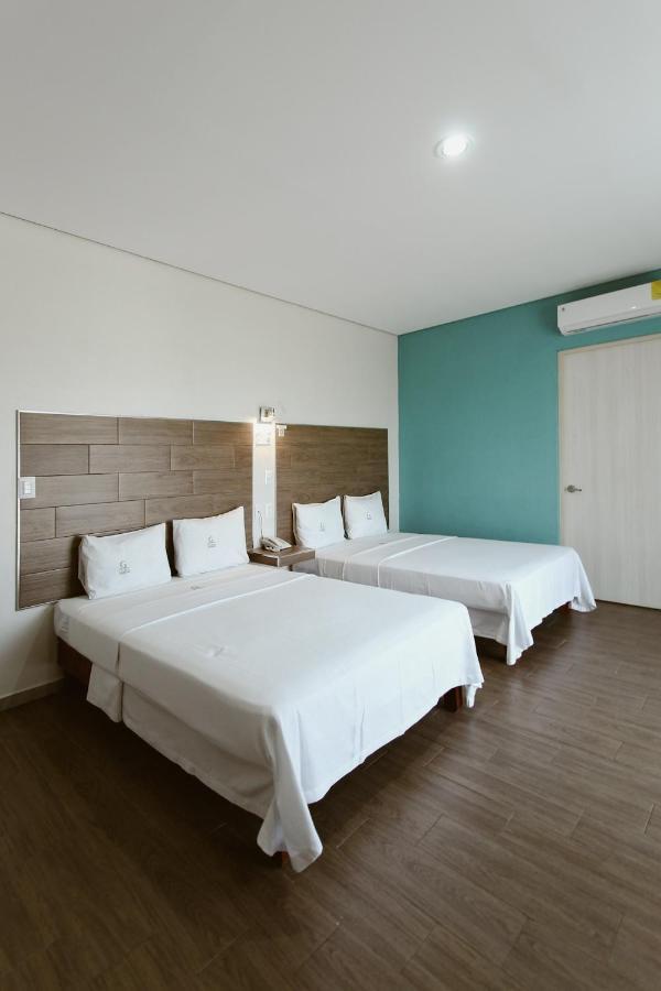 Hotel Guiva Aeropuerto Oaxaca Екстериор снимка
