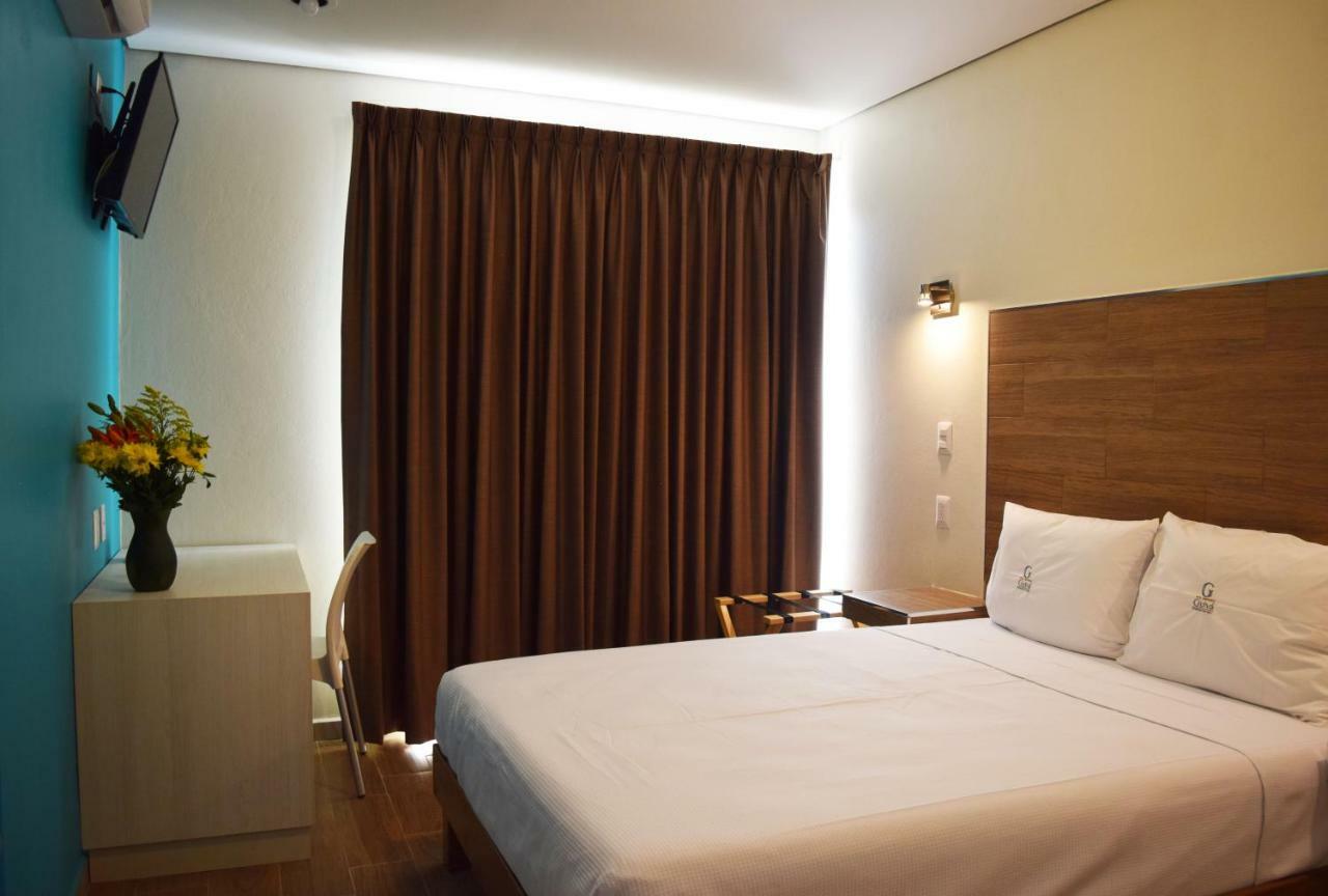 Hotel Guiva Aeropuerto Oaxaca Екстериор снимка